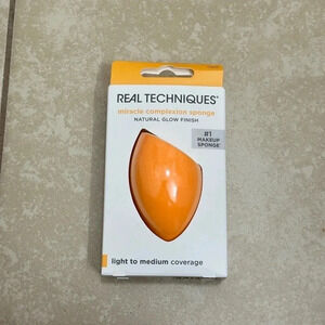 Real techniques makeup sponge Beauty Blender